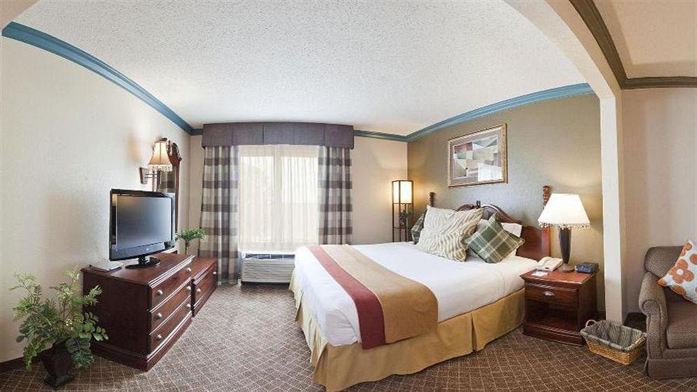 Holiday Inn Express & Suites Austin North Central, An Ihg Hotel Exteriör bild